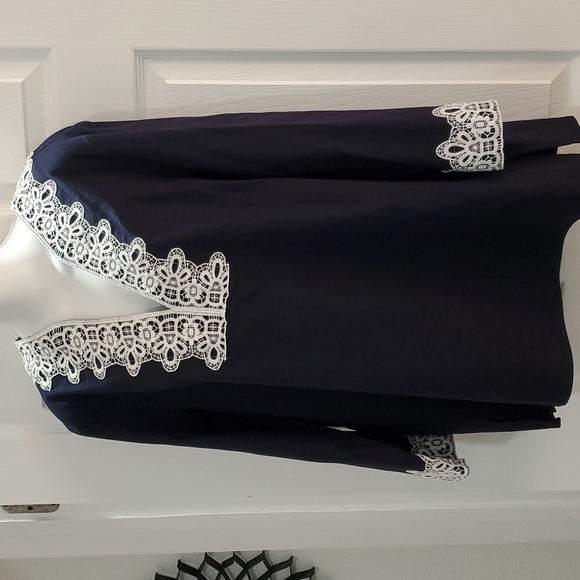 BEAUTY!PRESTON&YORK TABITHA STRETCH LINEN 3/4 SLEEVE SPLIT V-NECK EMBROI… - Picture 4 of 8